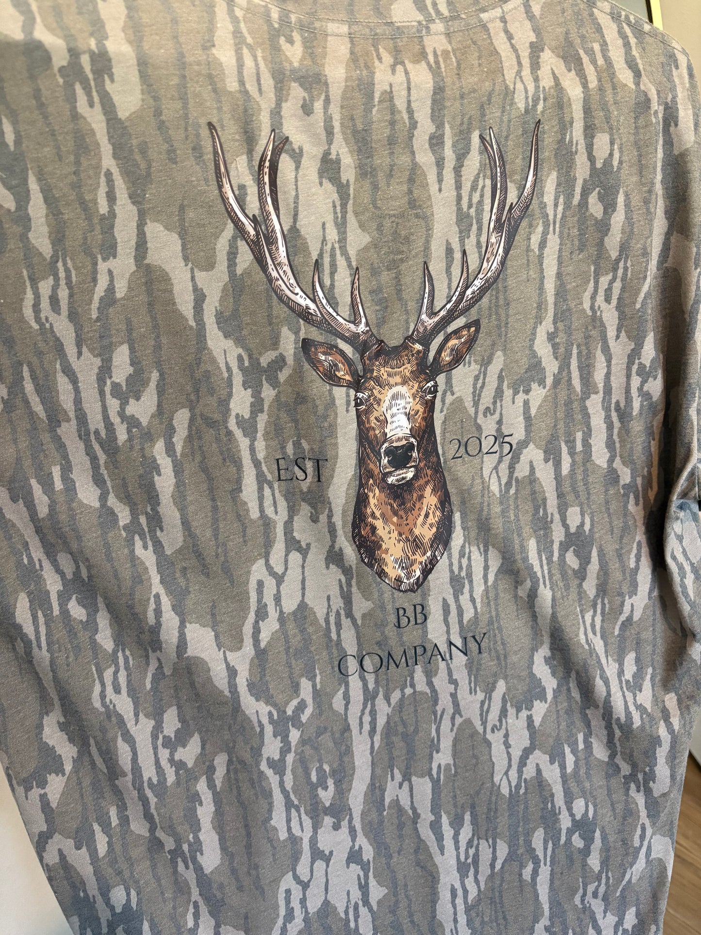 Mossy Oak Graphic Tee